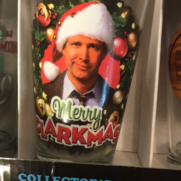 National Lampoon’s Christmas Vacation collectors series 4-pack glass set - Picture 3 of 7